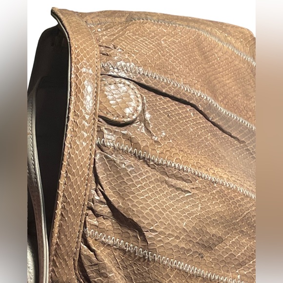 CLEMENTE VINTAGE DESIGNER SNAKESKIN STUNNING METAL BENDABLE RETRACT CLOSURE - Picture 5 of 10